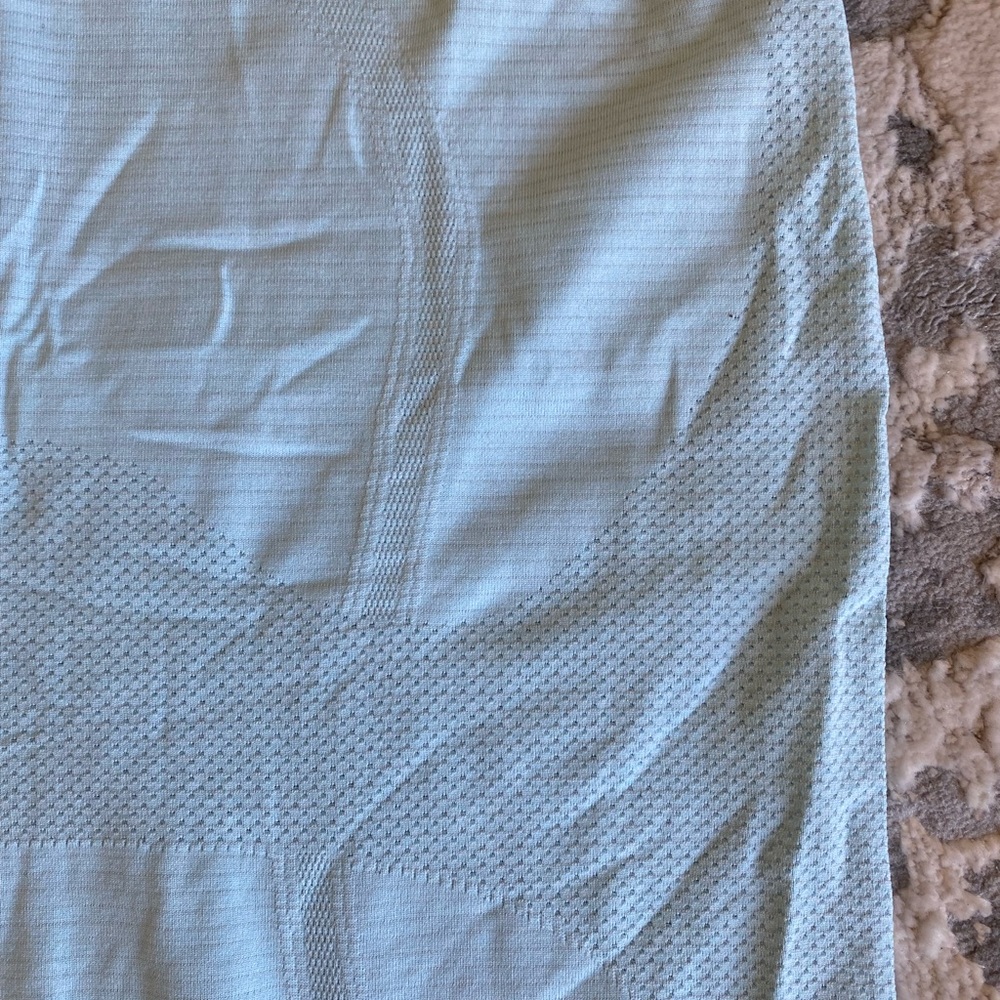 Lululemon Racerback Workout Tank - Picture 5 of 6